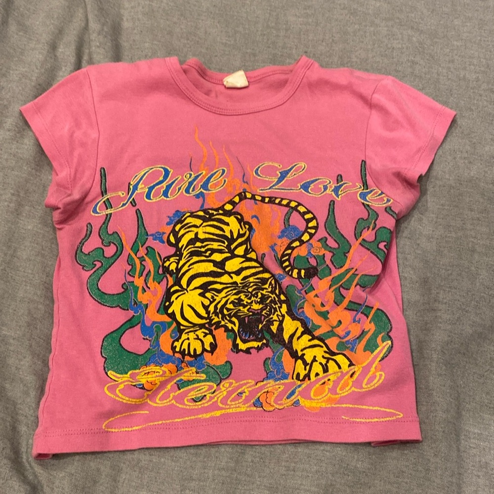 Trendy urban tiger baby tee.